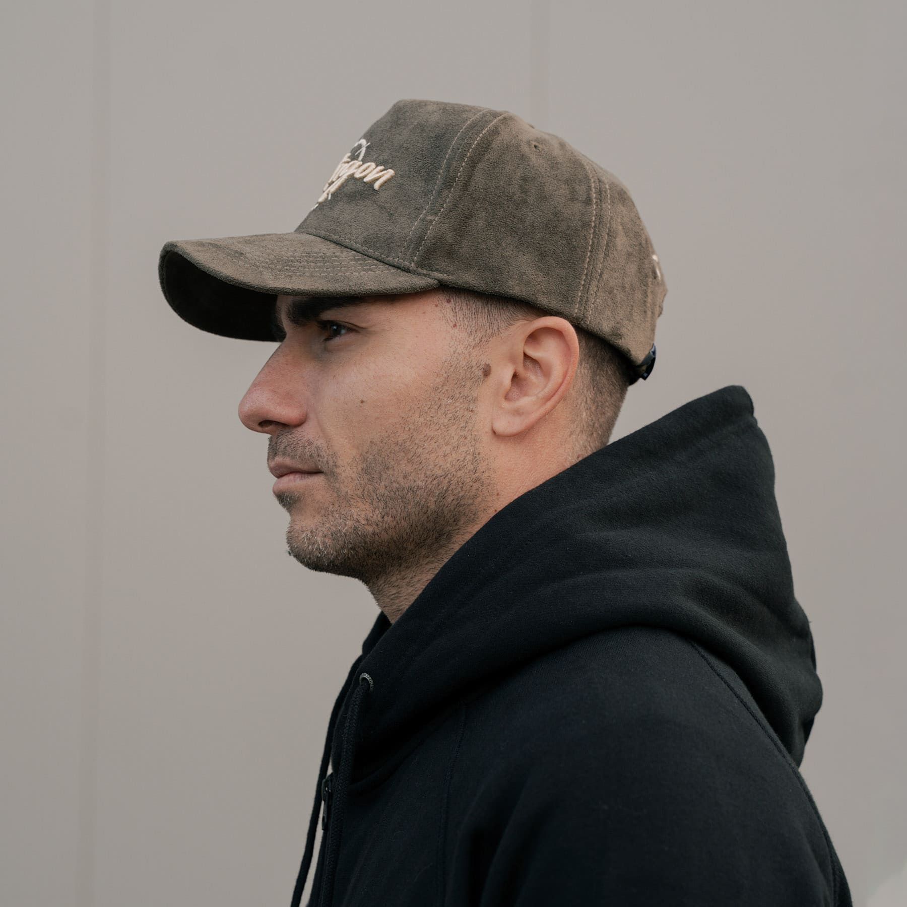 כובע קטיפה Liam Velvet Cap - Image 6